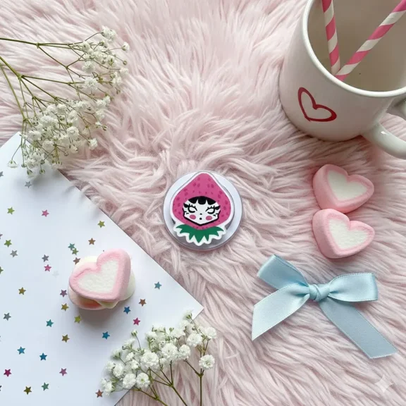 Kawaii Kitsch Strawberry Phone Grip, Cute Pastel Fruit Character Phone Topper, Aesthetic Pink Summer Accessory, Whimsical Berry Girl Gift, Retro Style Mobile Stand Gear