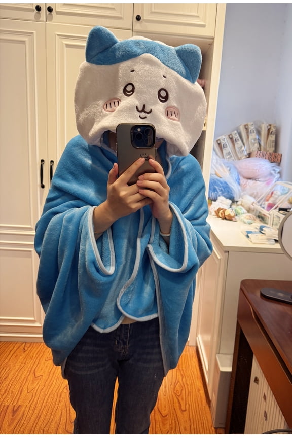 Kawaii birthday gift Chiikawa Hachiware Usagi Home nap Air conditioning All-season universal cloak blanket cape pajamas