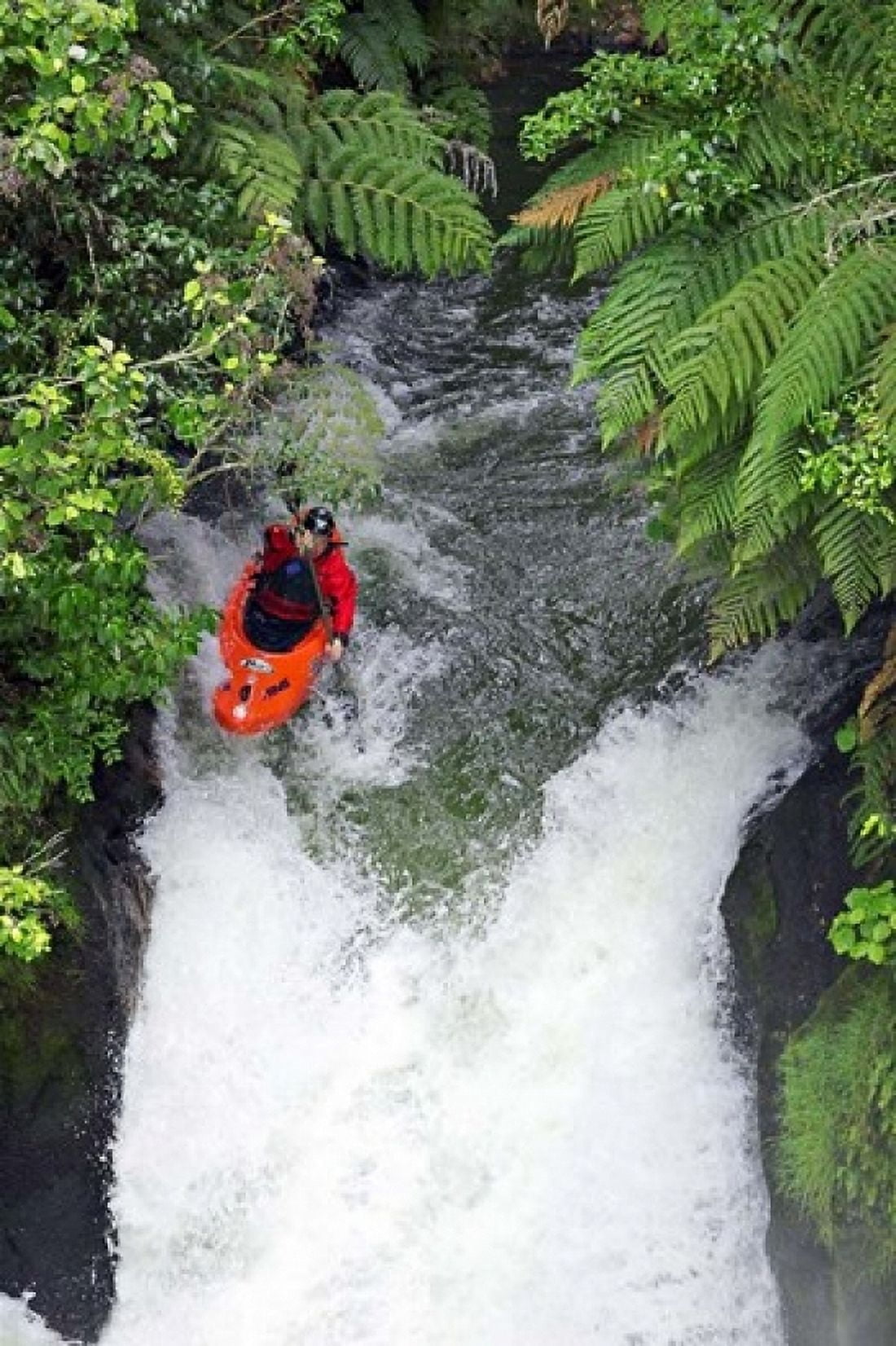 Kayak in Tuteas Falls Okere River New Zealand Canvas Art - David Wall DanitaDelimont (24 x 36)