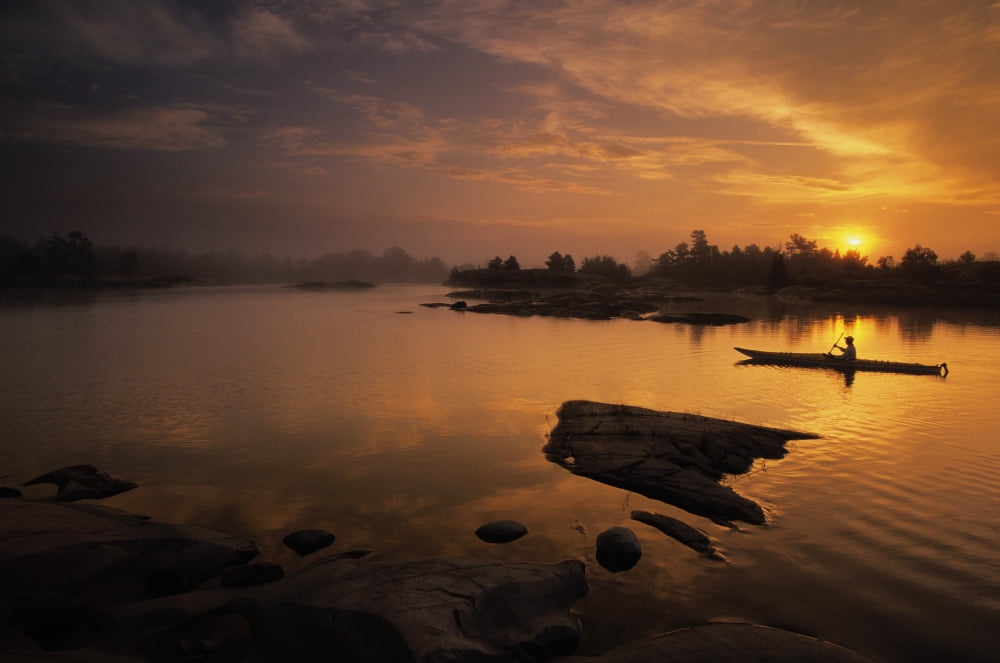 Kayaker At Sunrise Georgian Bay Ontario Canvas Art - Ron Watts Design Pics (17 x 11)