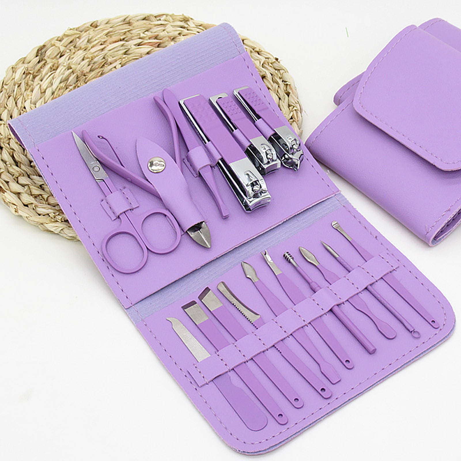 https://i5.walmartimages.com/seo/Kayannuo-Back-School-Clearance-16pcs-set-Nail-Cutter-Set-Makeup-Beauty-Tool-Clipper-Folding-Bag-Stainless-Steel-Finger-Kit_f6d8aa2d-3878-4fba-a448-8b46252f4bff.0e0dbda798ea03a639d32e845aebb6ac.jpeg