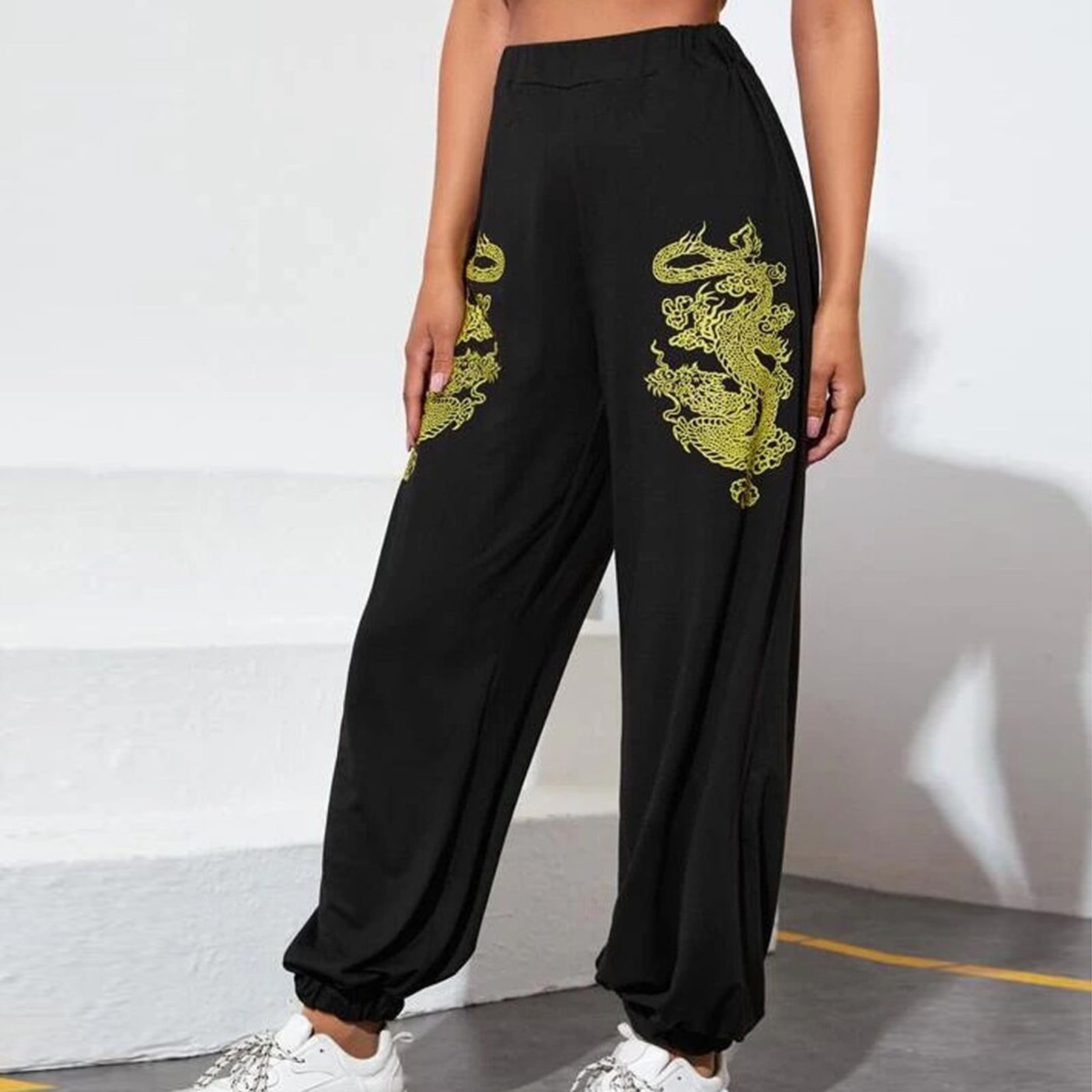 https://i5.walmartimages.com/seo/Kayannuo-Sweatpants-Women-Back-to-School-Clearance-Women-Fashion-Printed-Sweatpants-Workout-Home-Joggers-Pants-With-Pockets-Black_df3727fc-6f14-431b-8802-b0680c97c0f1.2ca007d183a07400790db26513273162.jpeg