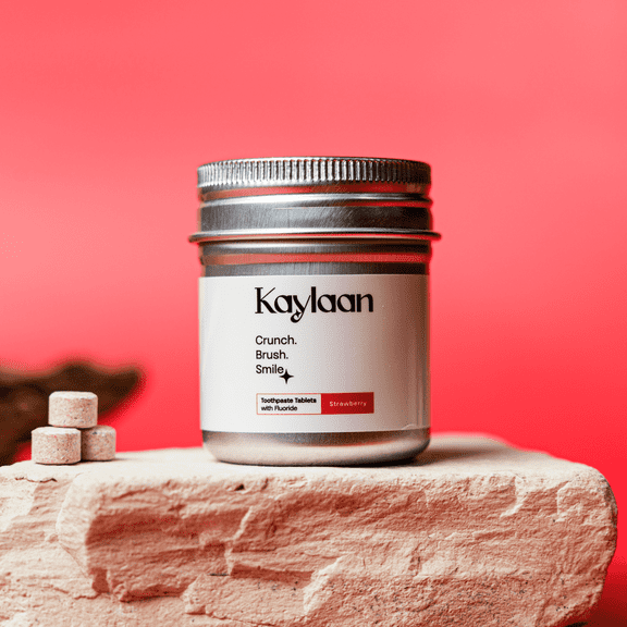 Kaylaan Fluoride Toothpaste Tablets, Natural Strawberry Flavor, 90 Count
