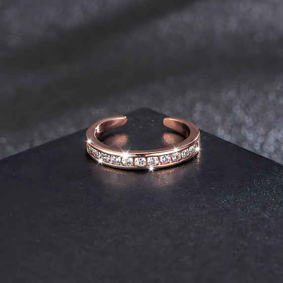 Kdkad Elegant Adjustable Toe Ring for Women, Shining Zirconia Beach Foot Jewelry, Ideal Gift for Her for Summer, Vacation, or Special Occasions, Gift Ready