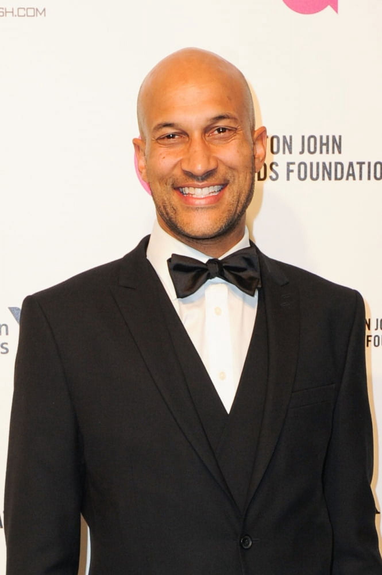 Keegan Michael Key At Arrivals For 2016 Elton John Aids Foundation Academy Awards Viewing Party - Part 3 Canvas Art - (16 x 20)
