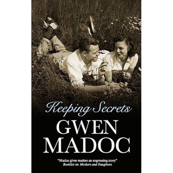 Pre-Owned Keeping Secrets (Hardcover) 9780727878045