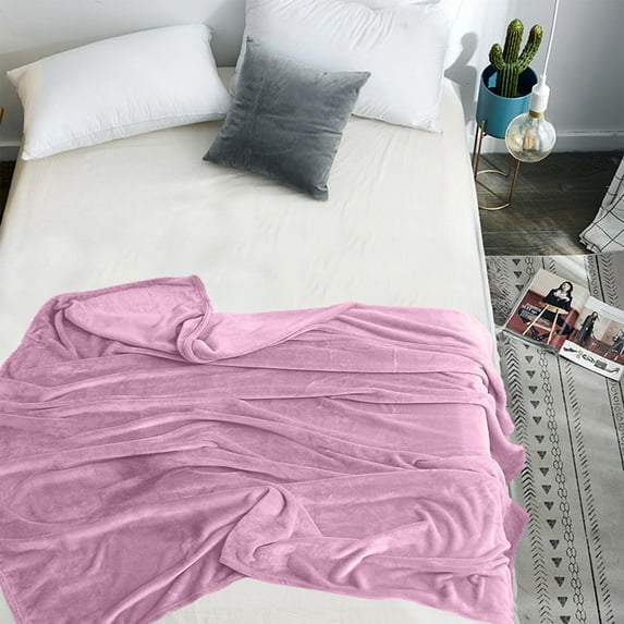 KeirineCC Fleece Blanket Twin Size Grey,Soft Cozy Twin Blanket,Fuzzy Flannel Blanket for Bed,Sofa,Couch,Travel,Camping,Warm,Lightweight,All Seasons Suitable,28x40 Inches,Pink