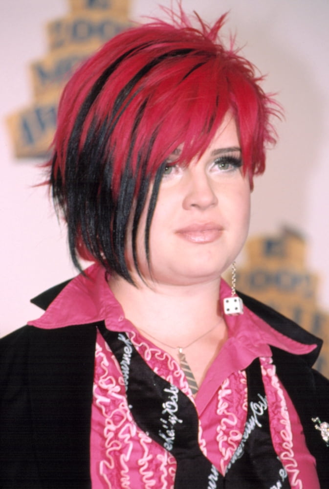 Kelly Osbourne At The Mtv Movie Awards Canvas Art - (16 x 20)