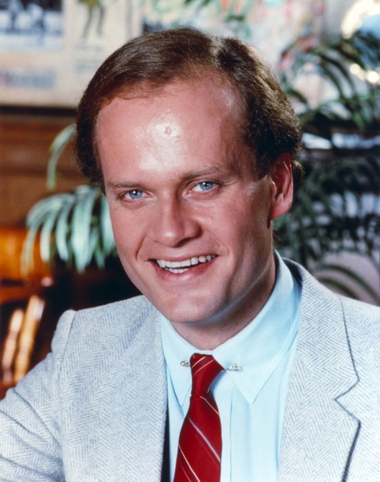 Kelsey Grammer smiling Pose in a Suit and Tie Photo Print (8 x 10