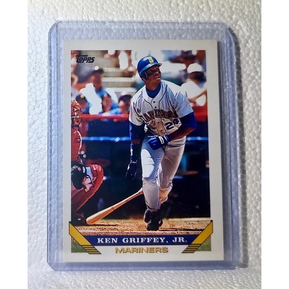 Ken Griffey Jr. 1993 Topps MLB #179 Baseball Card Seattle Mariners