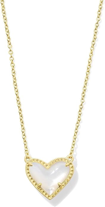 Kendra Scott Ari Heart Short Pendant Necklace Gold Ivory Mother Of Pearl