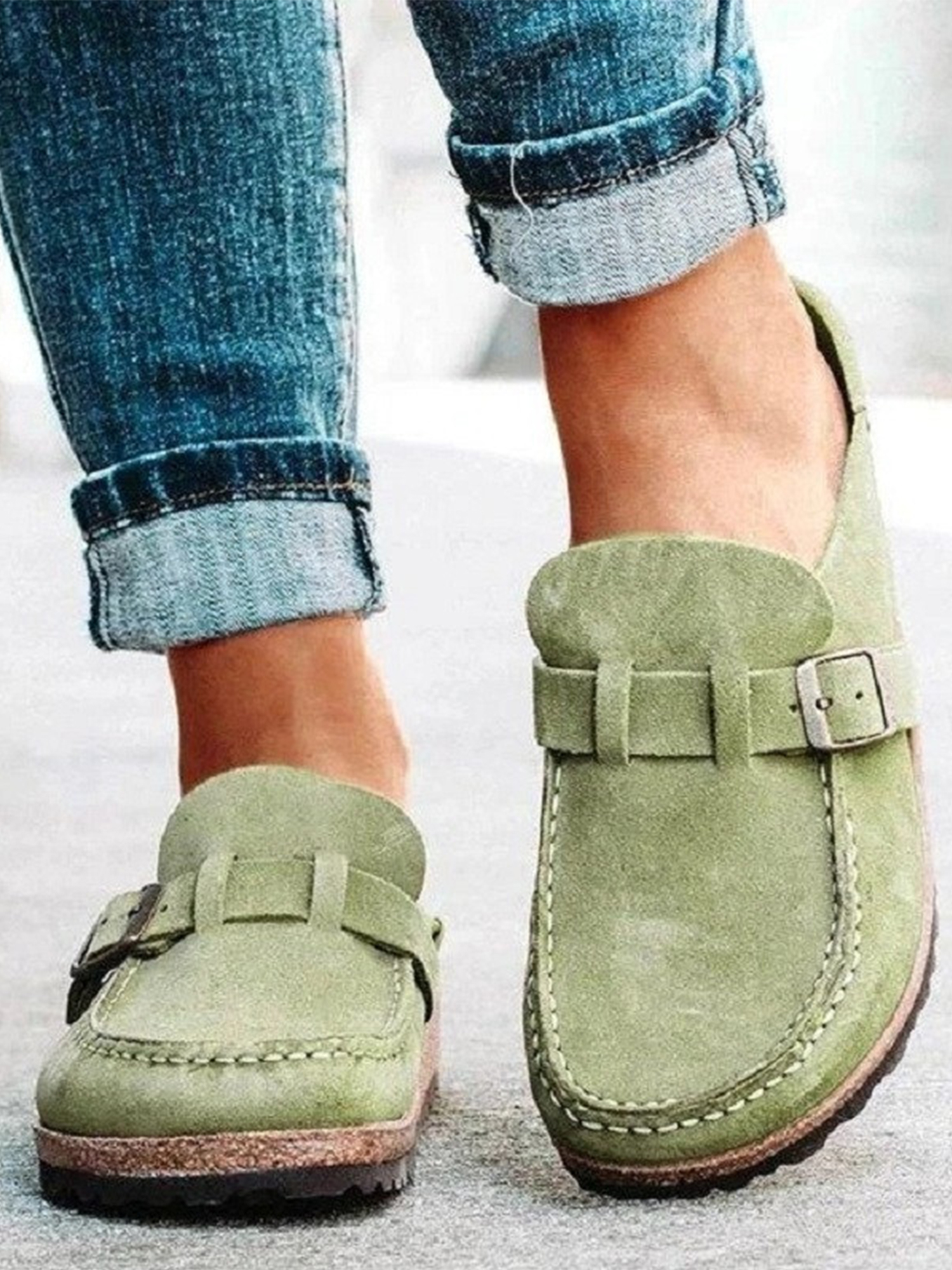 non slip black trainers