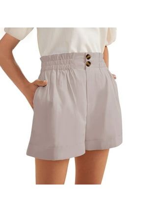 Khaki shorts clearance women outfit