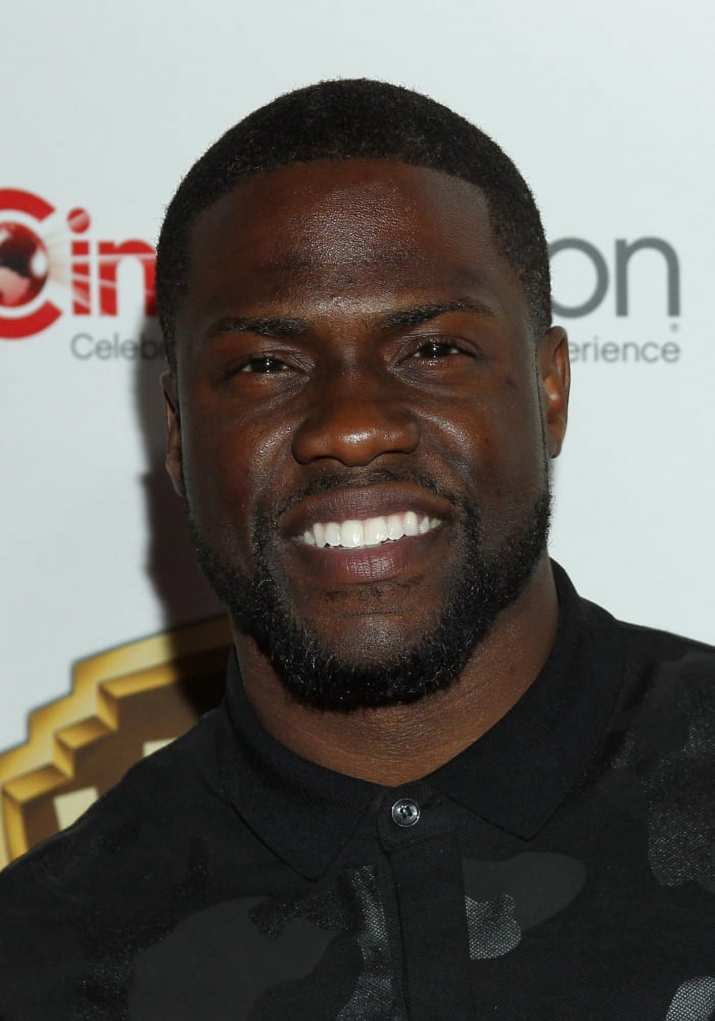 Kevin Hart In Attendance For Warners Bros Cinemacon 2016 Event Canvas Art - (16 x 20)