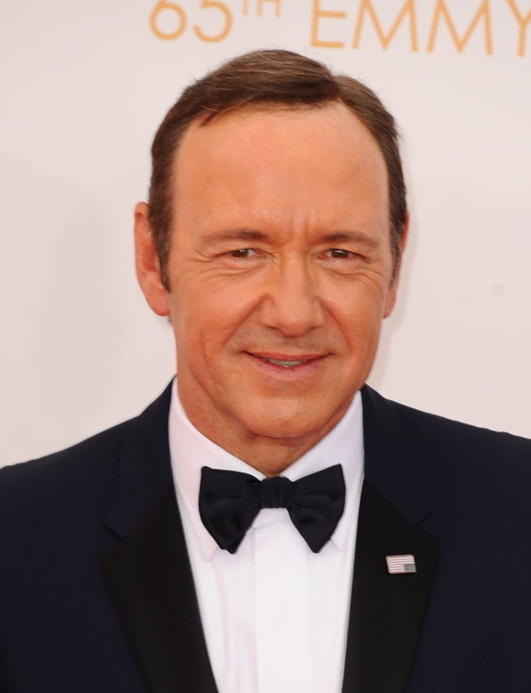 Kevin Spacey At Arrivals For The 65Th Primetime Emmy Awards - Arrivals 2 Canvas Art - (16 x 20)