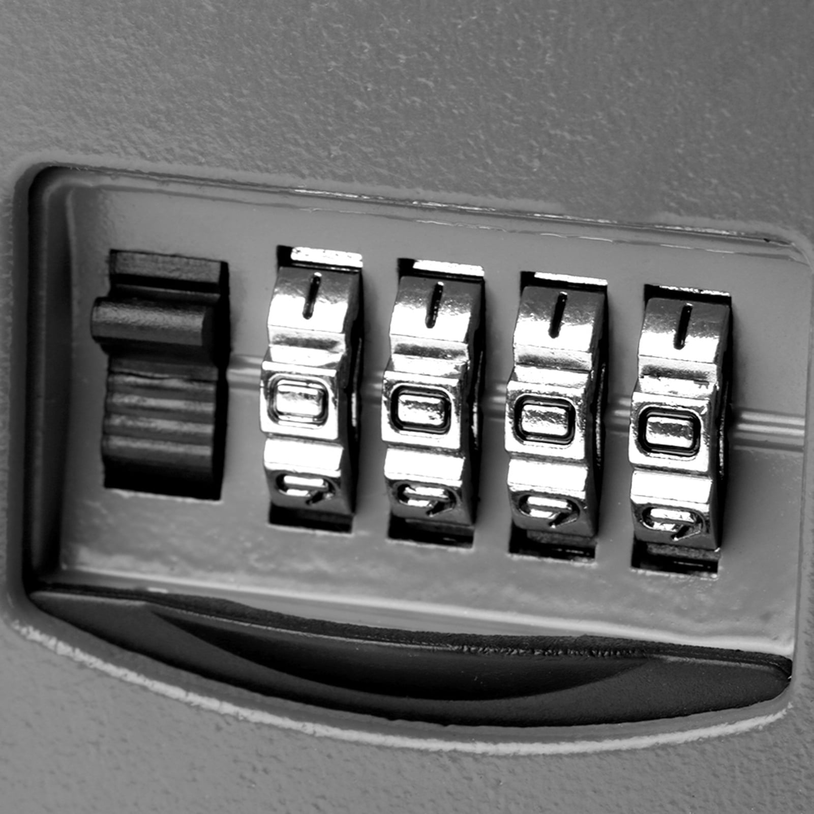 Key Storage Box, AntiTheft Safe Box ,4 Digit Design,Can Fix To Wall,to