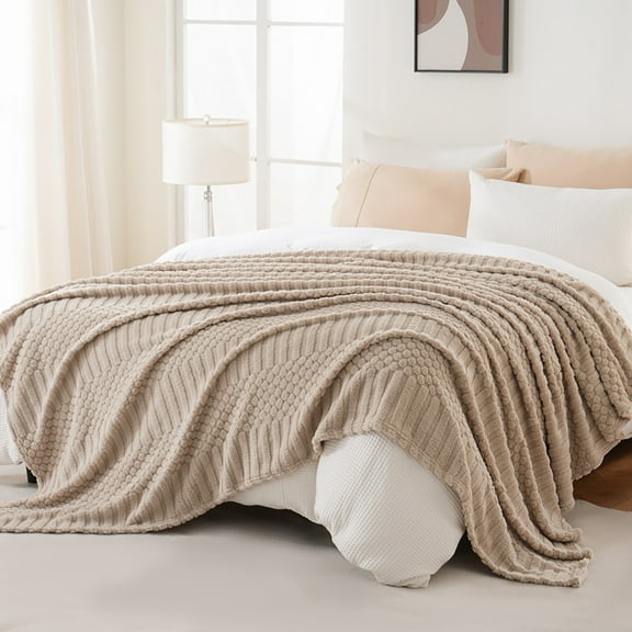 Khaki Throw Blanket for Couch, Super Soft Flannel Blanket, Lightweight Fuzzy Blankets Sofa Bed Office, Washable Cozy Plush Fleece Blankets&Throw for All Season(70x100cm)