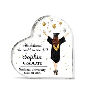 Kicpot Graduation Gifts for Her 2026, Heart-Shaped Acrylic Plaque, Glass Graduate Keepsakes for Son Daughter Friends School College Personalised Presents