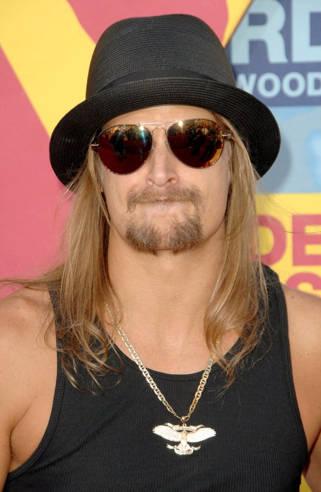 Kid Rock At Arrivals For 2008 - Mtv Video Music Awards - Arrivals Canvas Art - (16 x 20)