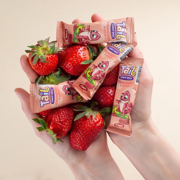 Kid's Favorite Box | 32 Tail Fruit Leather Rolls in 8 Packs of 4 individually wrapped | Mixed Fruit packs: 3 Strawberry,1 Raspberry, 2 Grape, 2 Cherry.