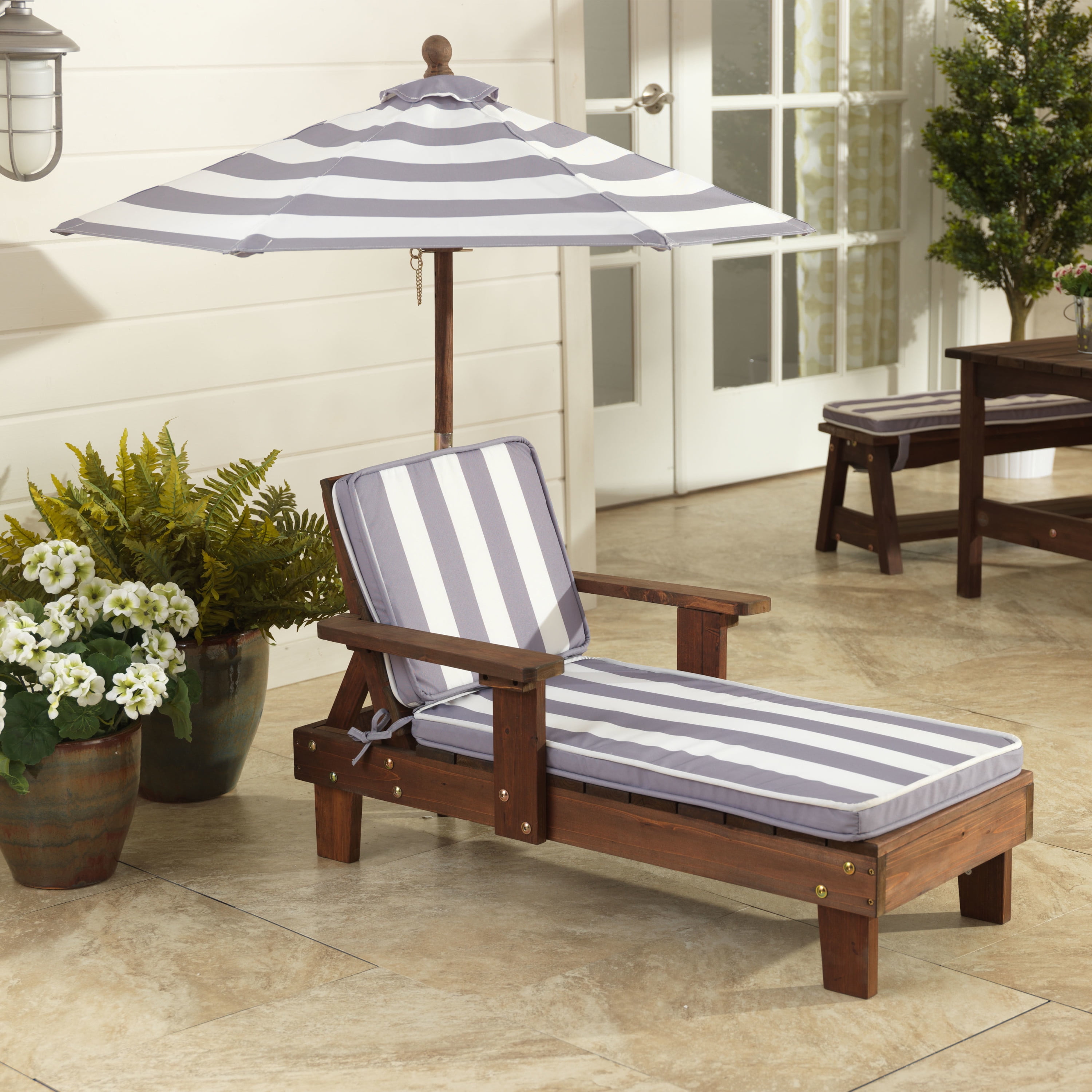 KidKraft Outdoor Wooden Kid s Patio Furniture Lounge Chair with Umbrella and Cushion for Summer Navy and White Walmart