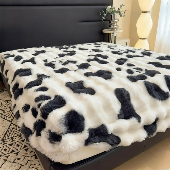 Kids Girls Rabbit Plush Pink White Comforter Sets Twin/Full - 1PC Faux Fur Bed Set Skin Friendly Soft Warm Velvet Flannel Fluffy Fuzzy Bedding(Bedsheet x 1)