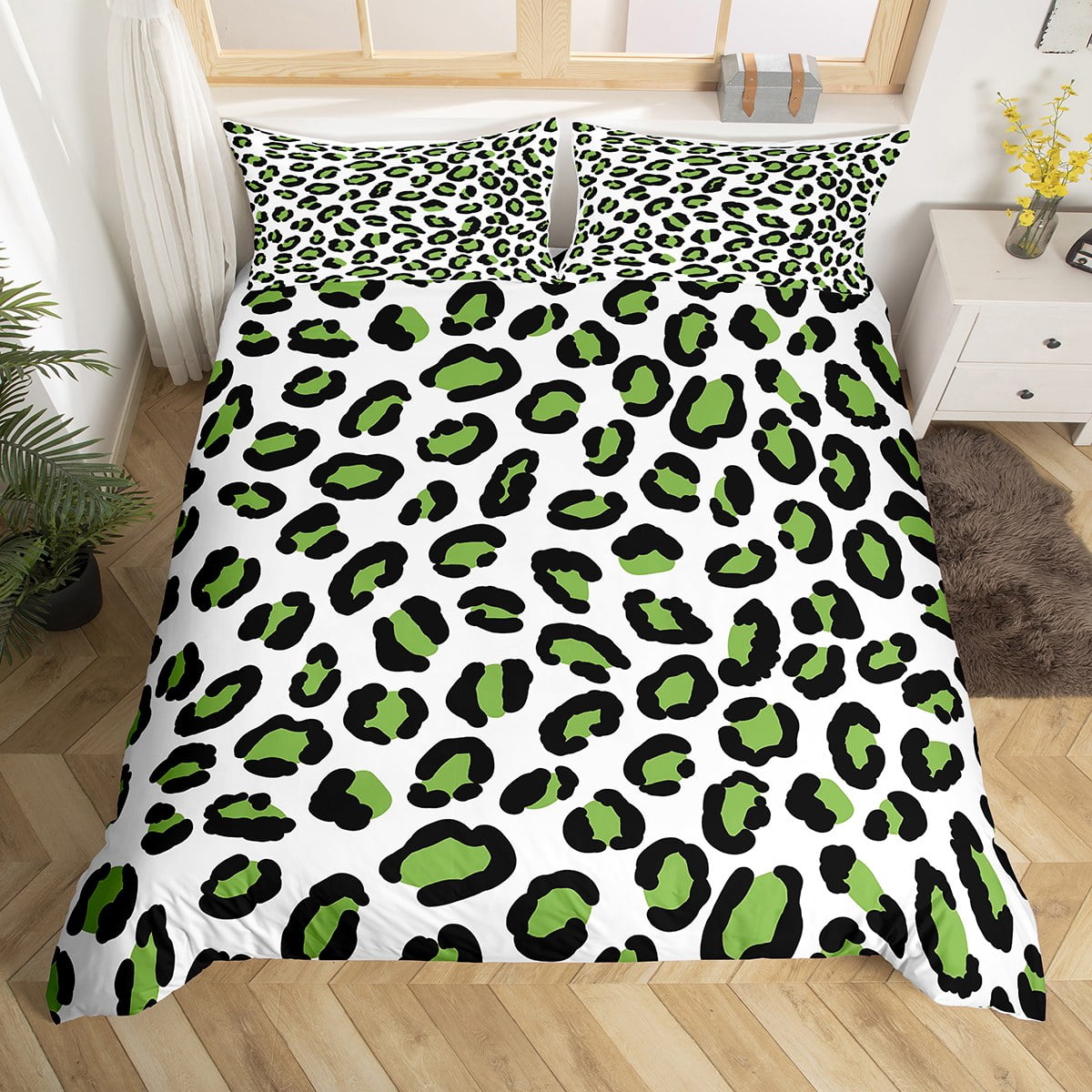 Kids Green Cheetah Print Comforter Cover White Leopard Print Bed Set, Woodland Jungle Wildlife