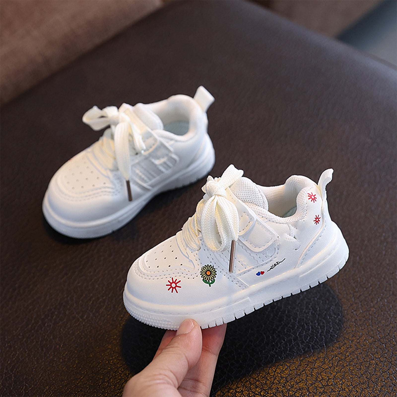 Kids Running Shoes, Kids Shoes, Girls Tennis Shoes, Kids Sneakers, Toddler Walking Shoes Boys Girls Slip-On Barefoot Shoes Kids Breathable Sneakers Non-Slip Lightweight Tennis Shoe, White US-9C/EU-25