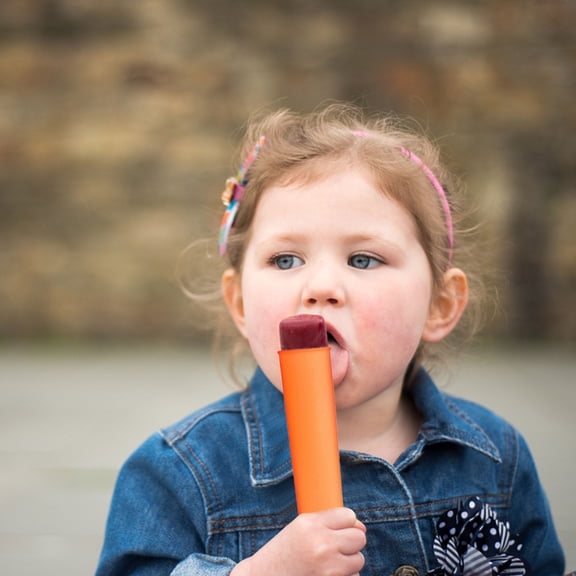 Kids' Silicone Popsicle Craft Kit - Reusable Ice Popsicle Maker Ice Treat Molds Create Fruit Juice Bars, Yogurt Bites and Healthy Frozen Snacks(Orange)