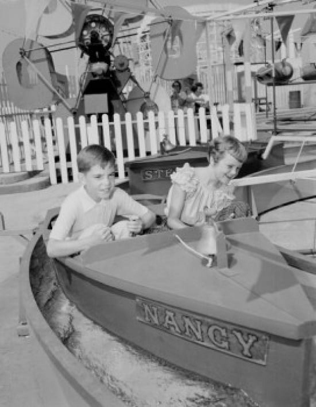 Kids in amusement park Canvas Art - (18 x 24)