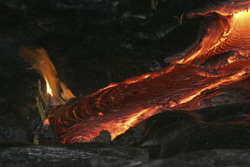 Kilauea Pahoehoe lava flow Big Island Hawaii Canvas Art - Martin RietzeStocktrek Images (17 x 12)