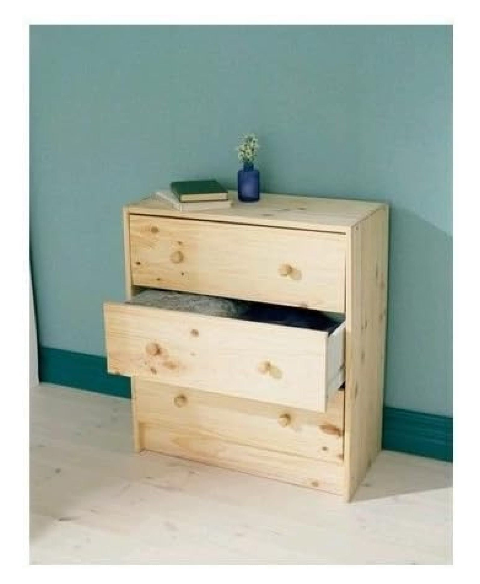 Killeryuki 3 Drawer Dresser Chest Natural Pine Wood Home Bedroom Dorm