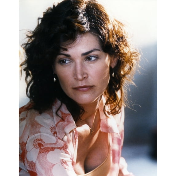 Kim Delaney Looking Away Close Up Portrait Photo Print (8 x 10)