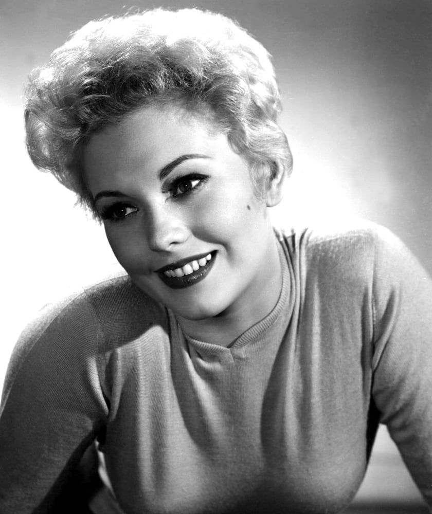 Kim Novak Canvas Art - (16 x 20)