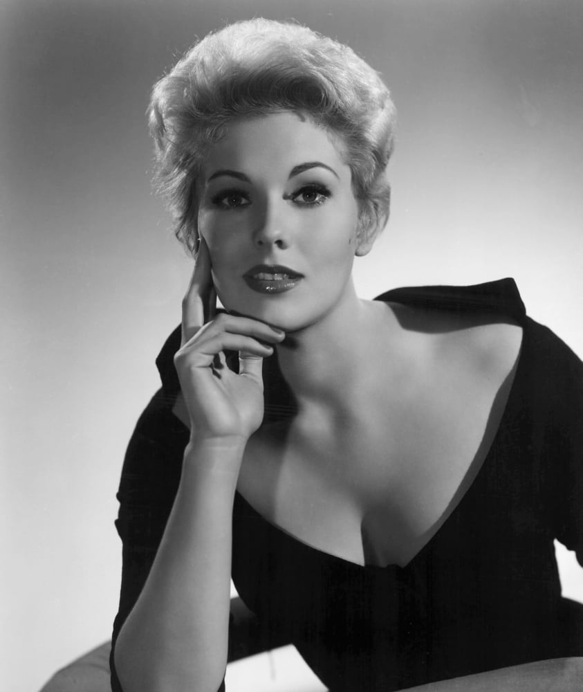 Kim Novak Canvas Art - (16 x 20)