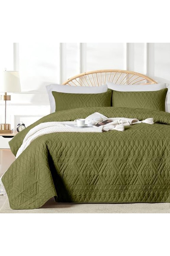 King/Cal King Size Quilt Bedding Set,Olive Green Lightweight Microfiber Soft Bedspread,Modern Style Geometric Pattern Coverlet Set for All Seasons,3 Piece(1 Quilt,2 Pillow Shams)