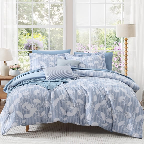 King Dusk Blue 7-Piece Botanical Floral Bed-in-a-Bag Bedding Set