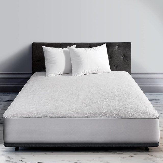 King Mattress Protector with Zipper by Guardmax. Terry Cotton