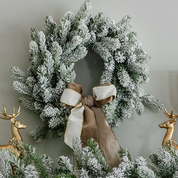 KING OF CHRISTMAS 24" King Flock Artificial Christmas Wreath Unlit