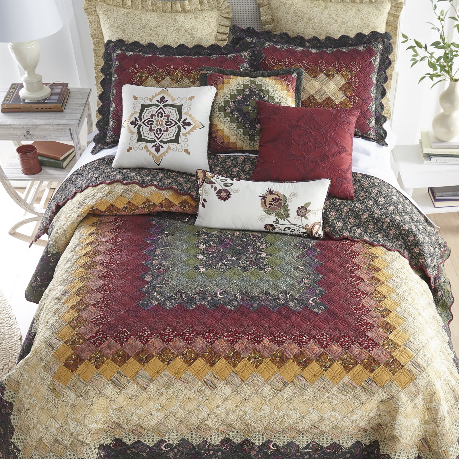 King Reversible Cotton Patchwork Quilt in Purple and Sage