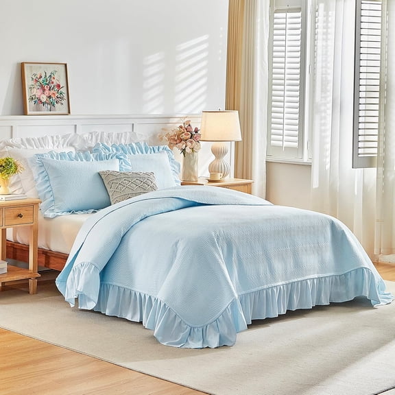 King Size 3-Piece Blue Quilt Set, Wide Ruffled Fringe Lightweight Bedspread with Shams