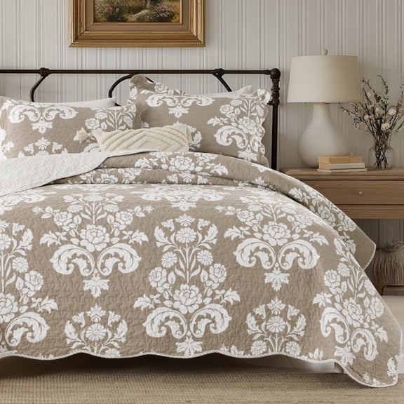 Reversible Quilt King Size 3 Pieces, 100% Cotton Quilted Bedding Set, Damask Floral Artistry Bedspread, Farmhouse Lightweight Comforter All Season, Tan/White