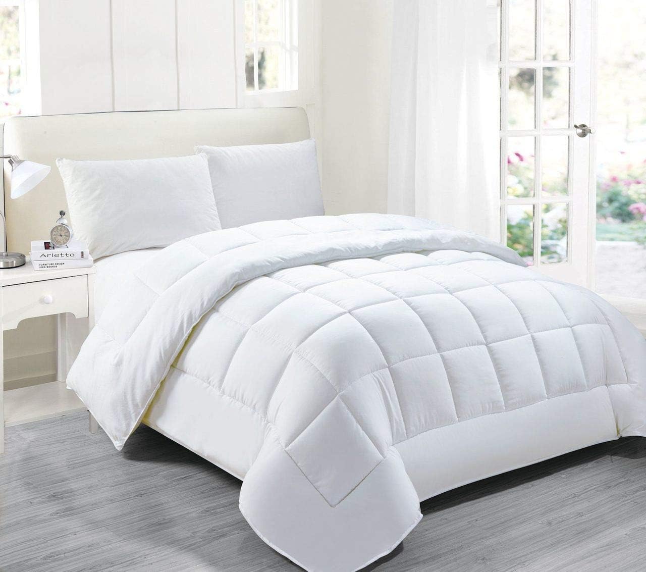 King Size Comforter Goose Down Alternative White Color