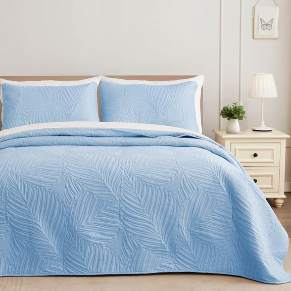 King Size Quilt Bedding Set, Lightweight Sky Blue Quilts King Size for All Seasons, Soft Microfiber Bedspreads Coverlets Bed Cover with Leaf Pattern, 3 Piece