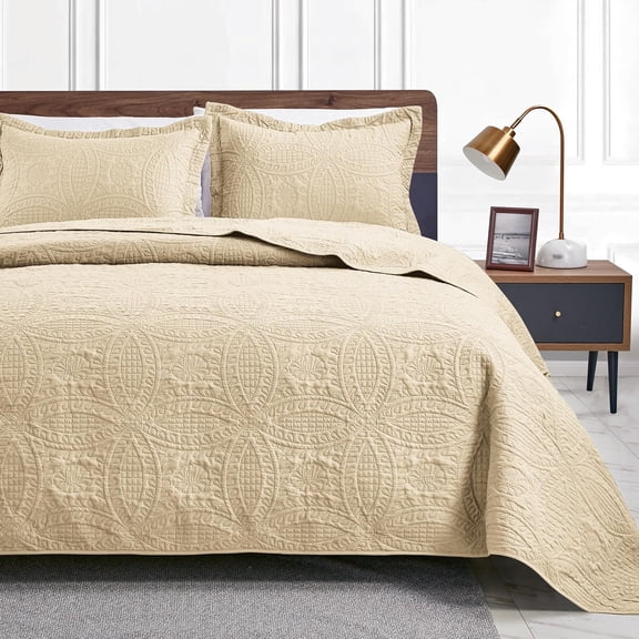 King Size Quilt Set with Coin Pattern in Camel Color 3 Pieces