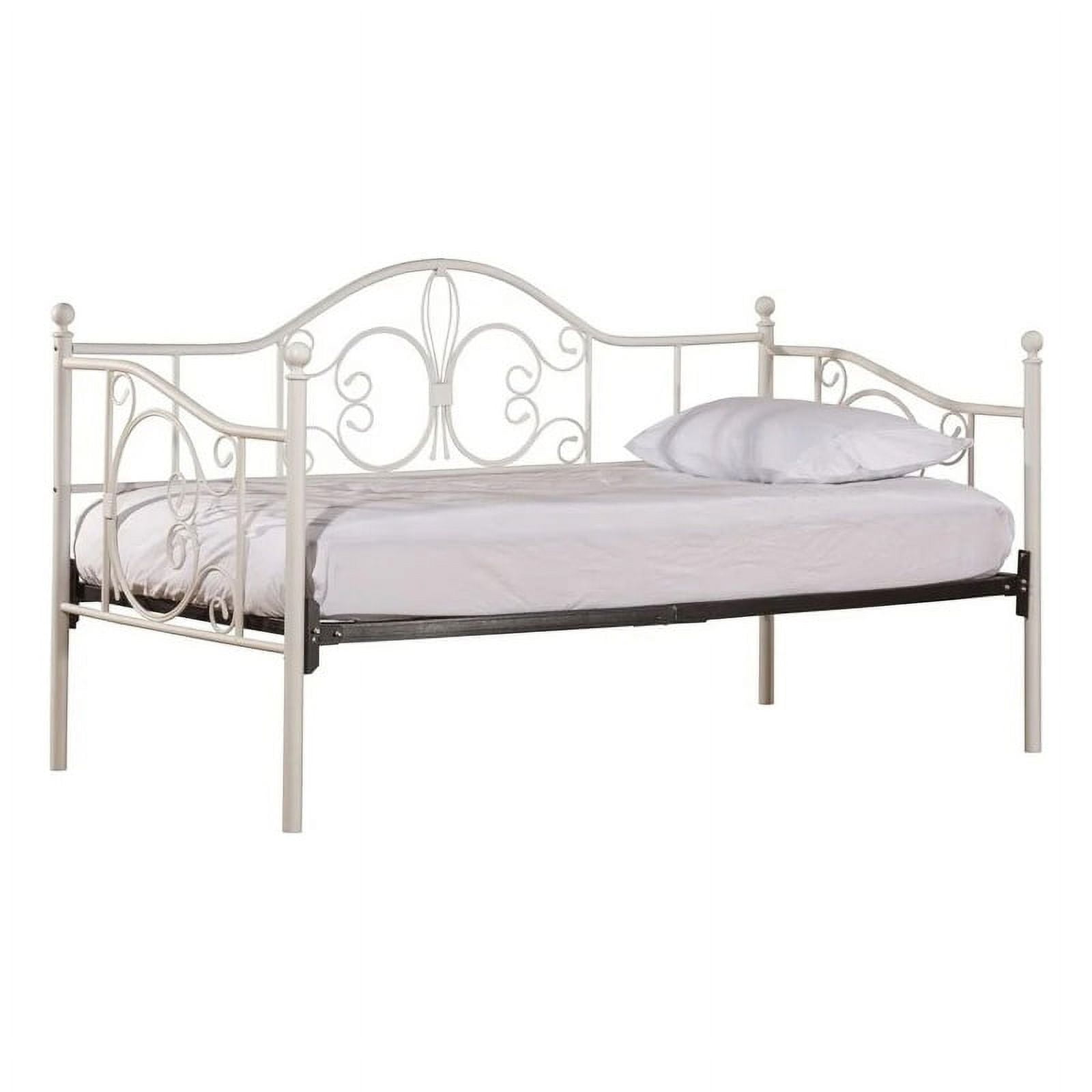 Kingfisher Lane Metal Daybed and Suspension Deck in Textured White ...