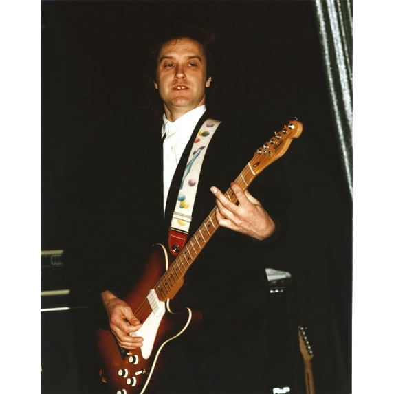 Kinks Band Member on Guitar Photo Print (8 x 10)