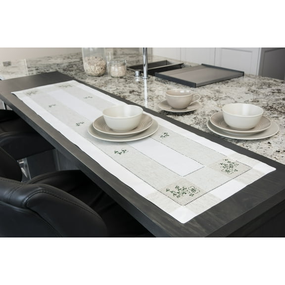 Kinsale Shamrock Rectangular Table Runner - 14" x 72"
