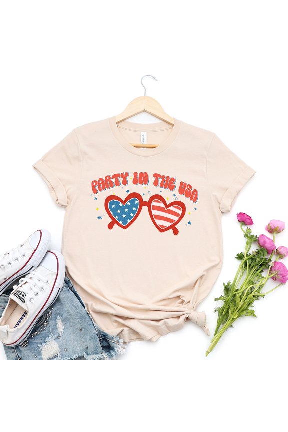 Tee With Party In The Usa Shirt, Retro, Hippie, Vibes, Boho, Groovy, Patriotic Shirt, Fourth Of July Shirt, American Shirts, July 4Th Shirt, Vintage Birthday Gifts; For Men & Women