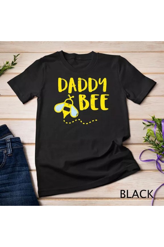 Tee With Mens Daddy Bee Family Matching Beekeeping Dad Papa Men T-Shirt Unisex T-Shirt